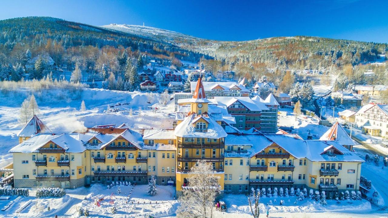 St Lukas Medical & Spa Świeradów-Zdrój Екстериор снимка