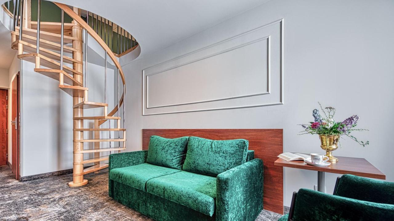 St Lukas Medical & Spa Świeradów-Zdrój Екстериор снимка