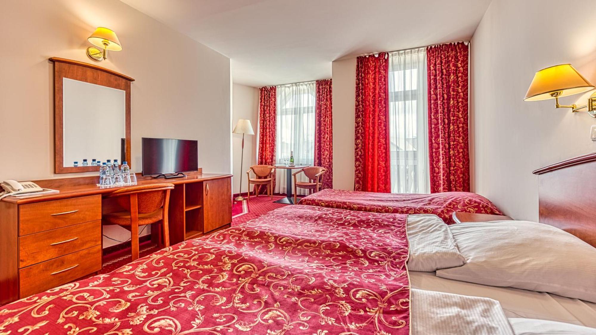 St Lukas Medical & Spa Świeradów-Zdrój Екстериор снимка